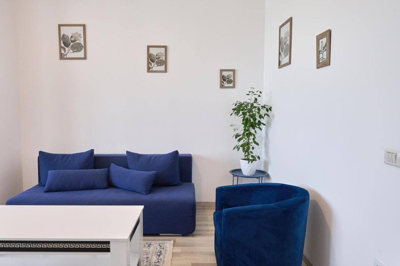 Alina Lake View Apartment Mamaia Bagian luar foto