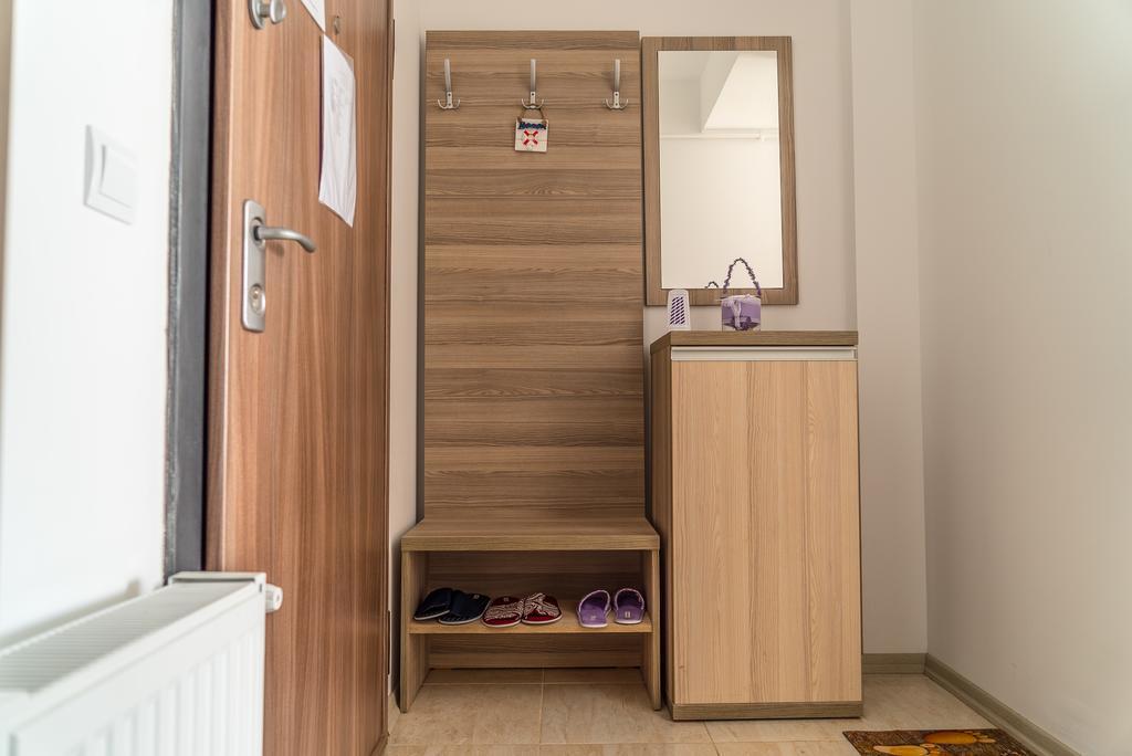 Alina Lake View Apartment Mamaia Bagian luar foto